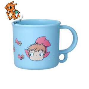 PONYO SUR LA FALAISE - Ponyo dans la mer - Mug 200ml