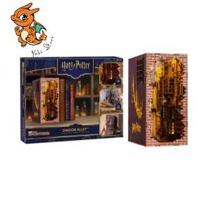 HARRY POTTER -BOOK NOOK KIT -Chemin de Traverse - 202pc +Eclairage LED